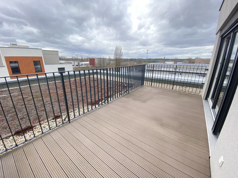 Nachmittagssonne & Spree im Blick – 2 Zimmer mit Terrasse zum Aufatmen — photo 1